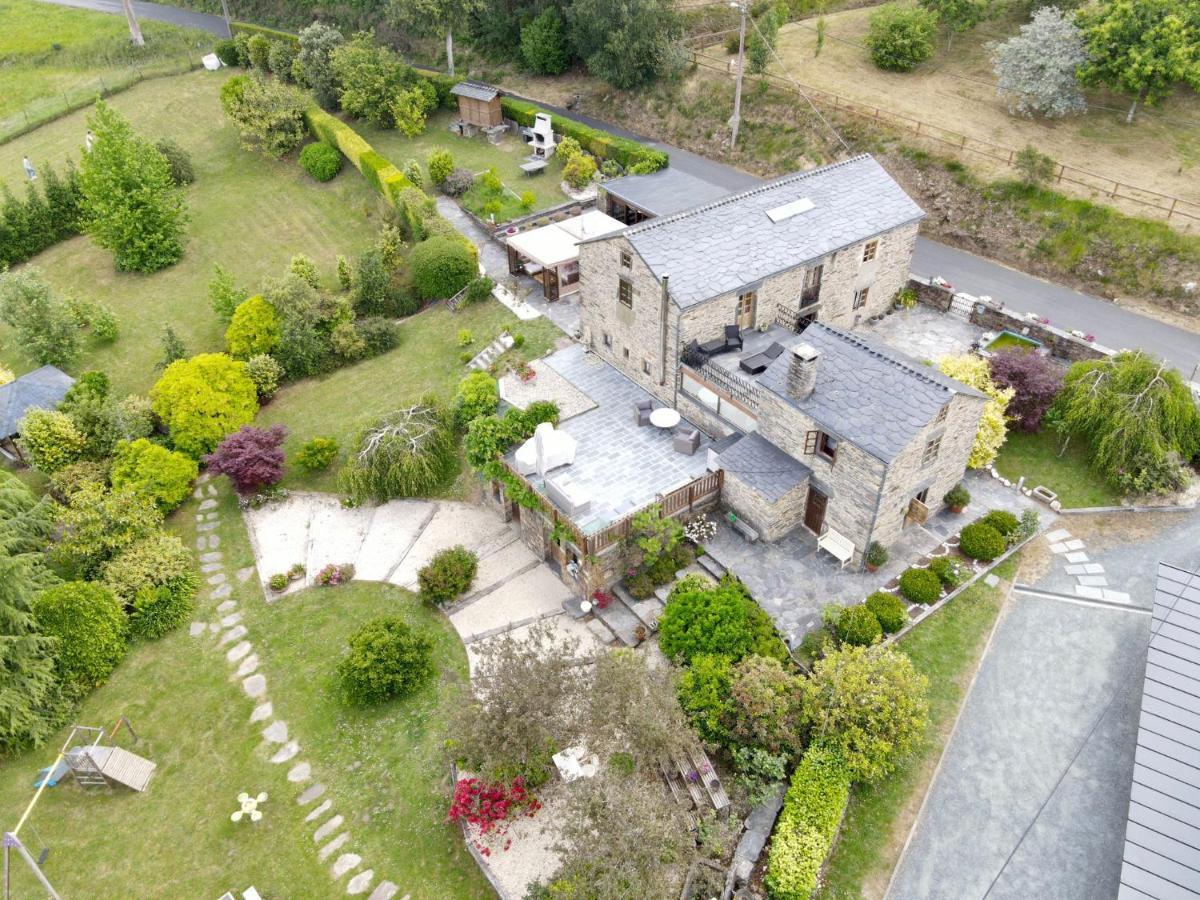 Gasthaus Casa Pineiro Monfero Exterior foto