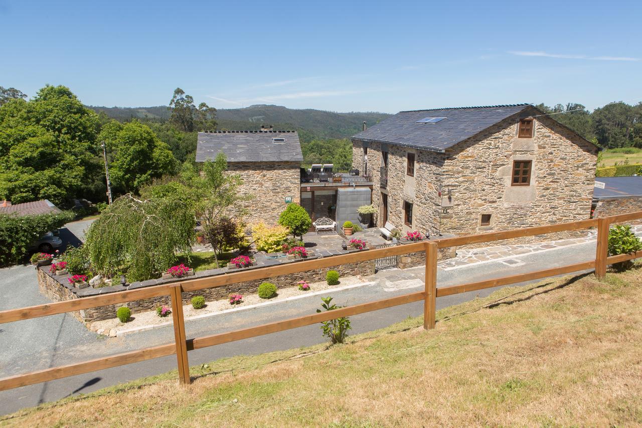 Gasthaus Casa Pineiro Monfero Exterior foto